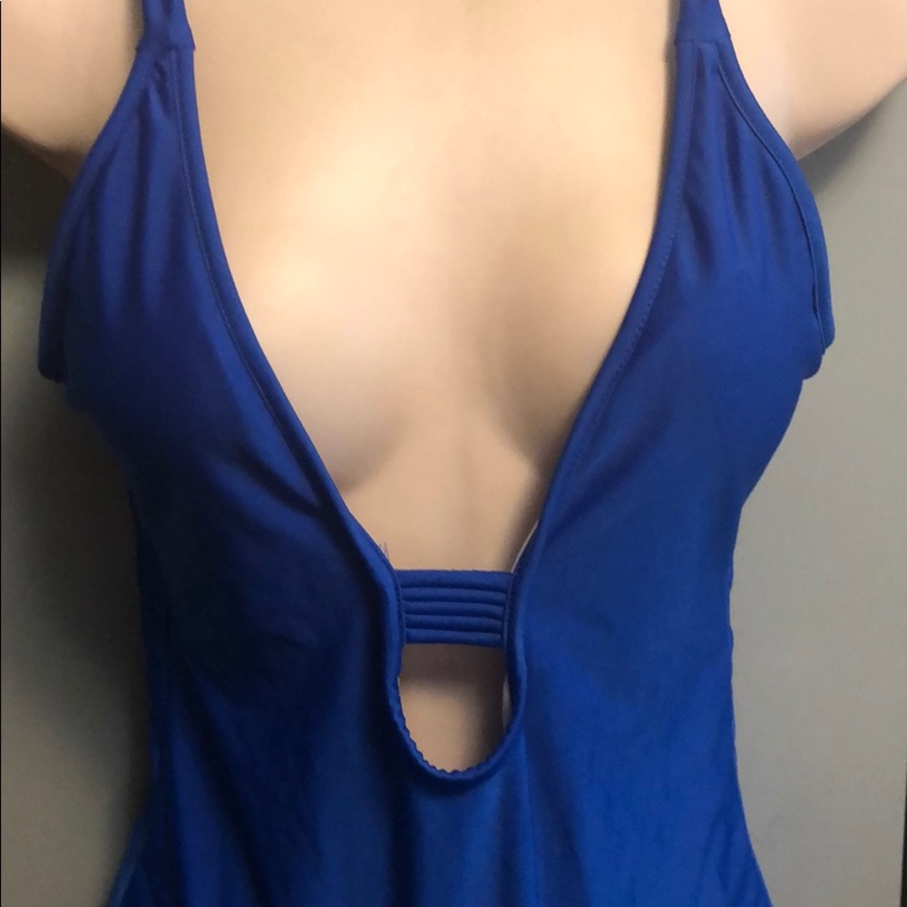 One piece bathing suit - Picture 3 of 6